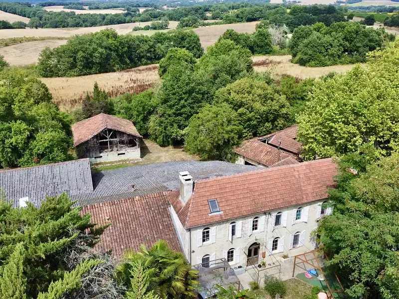 Maison, 390 m²