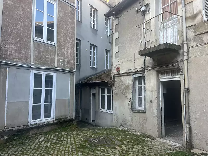 Immeuble, 300 m²