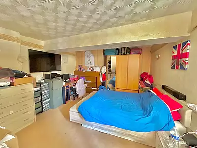 Maison, 196 m²