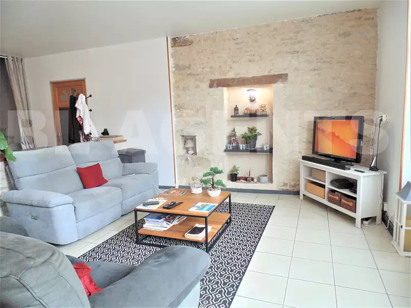 Maison, 240 m²