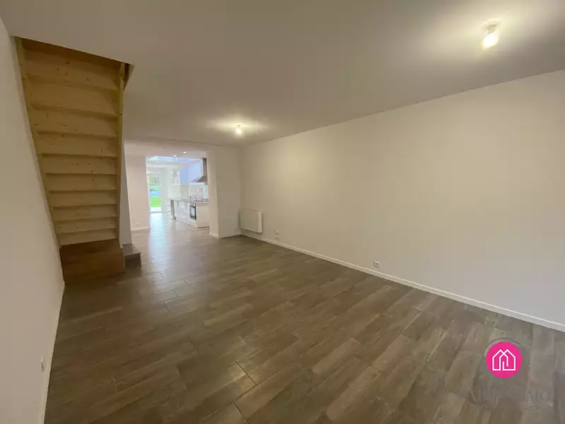 Maison, 94 m²