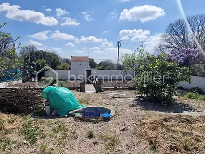 Terrain, 230 m²