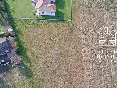 Terrain, 2 480 m²