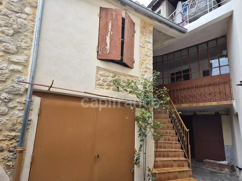 Maison, 167 m²