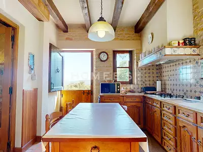 Maison, 215 m²