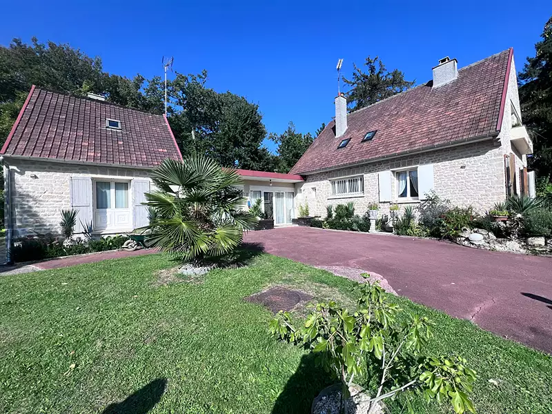 Maison, 267 m²