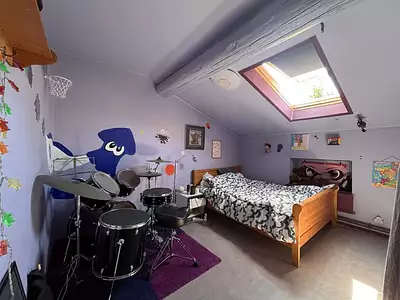 Maison, 166 m²