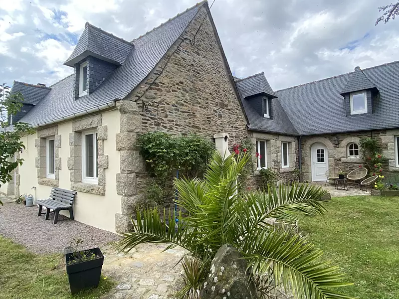 Maison, 196 m²