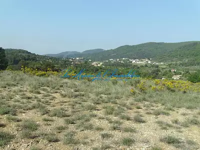Terrain, 3 328 m²