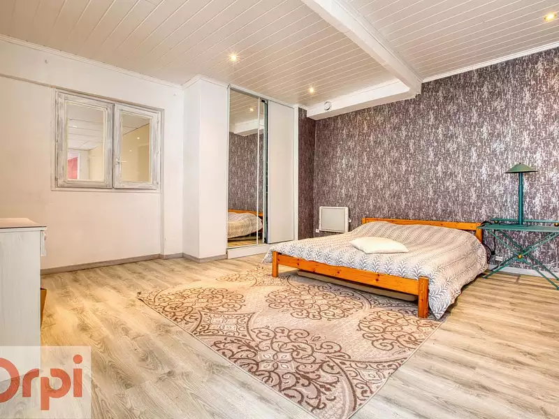 Maison, 333 m²