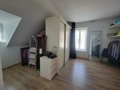 Maison, 215 m²