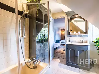 Maison, 345 m²
