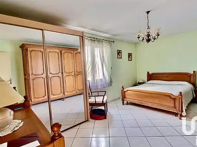 Maison, 167 m²