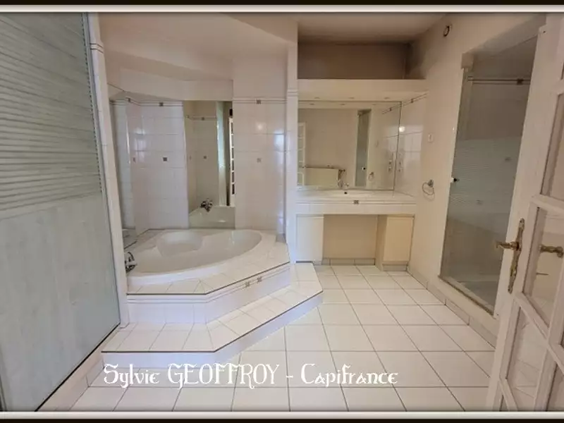 Appartement, 157 m²