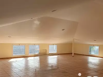 Immeuble, 878 m²