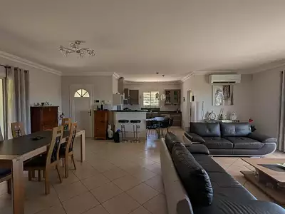 Maison, 217 m²