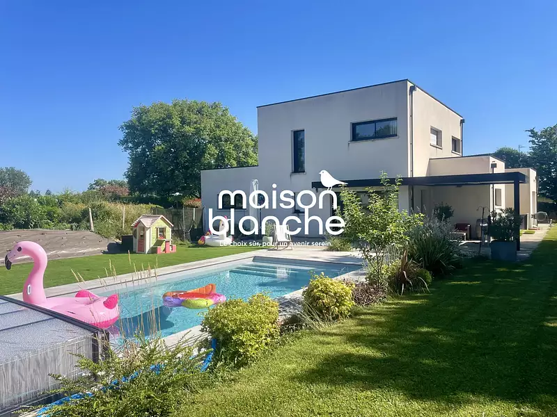 Maison, 168 m²