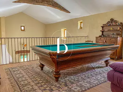 Maison, 265 m²