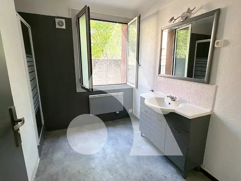 Immeuble, 199 m²