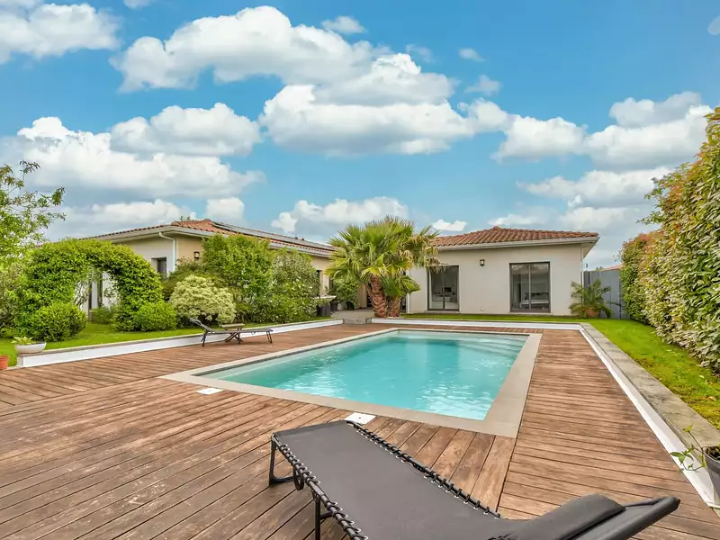 Maison, 200 m²