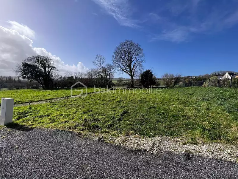 Terrain, 922 m²