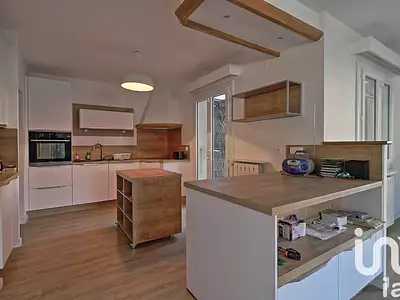 Maison, 187 m²