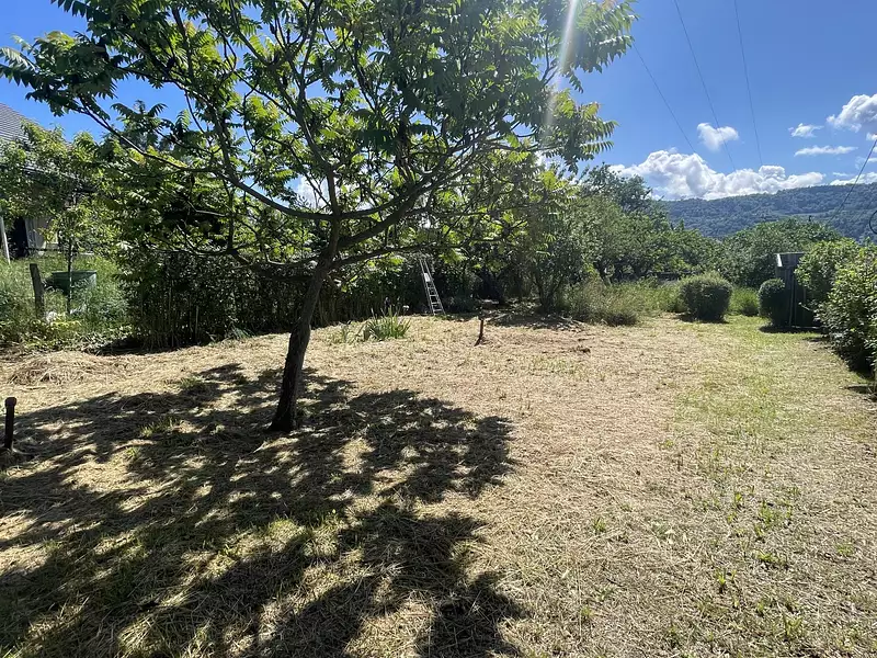 Terrain, 899 m²