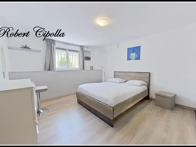 Maison, 185 m²