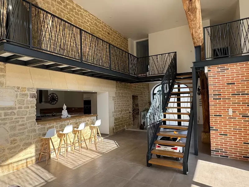 Maison, 275 m²
