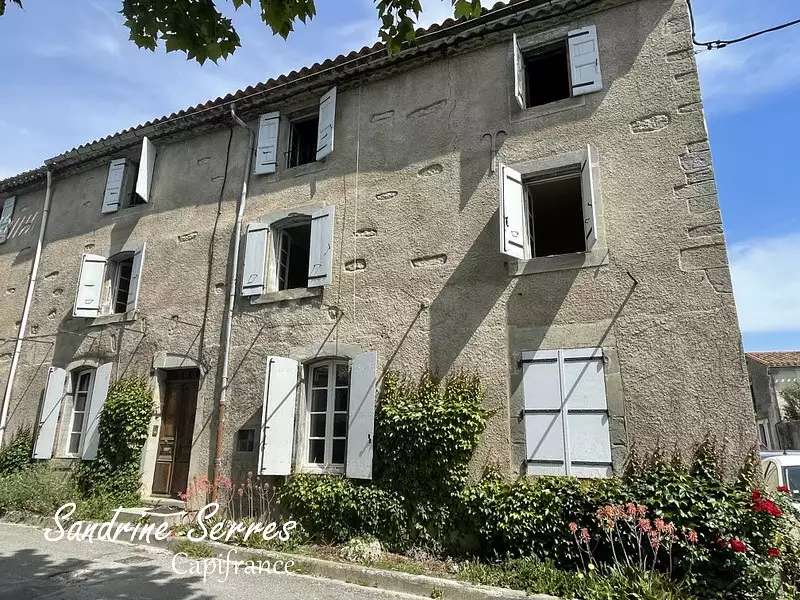 Maison, 299 m²
