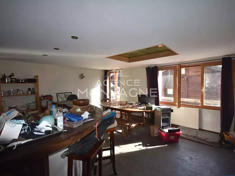 Maison, 180 m²