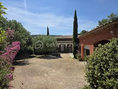 Maison, 145 m²