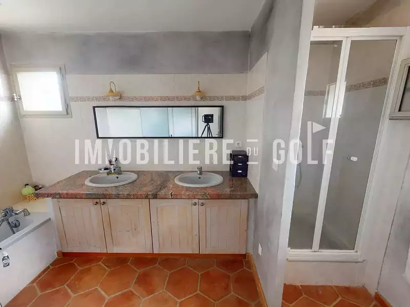 Maison, 300 m²