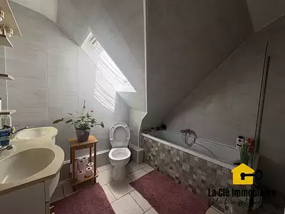 Maison, 170 m²
