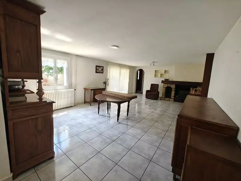 Maison, 163 m²