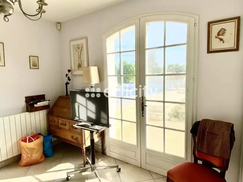 Maison, 220 m²