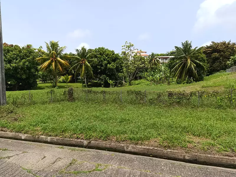 Terrain, 1 418 m²