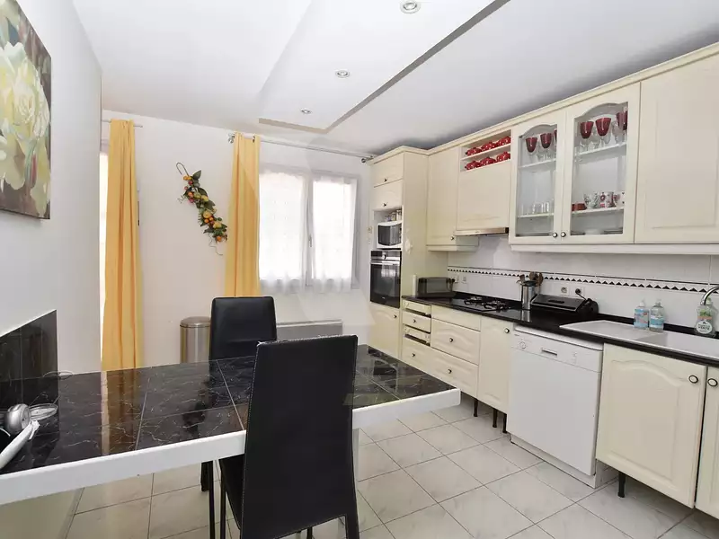 Maison, 150 m²