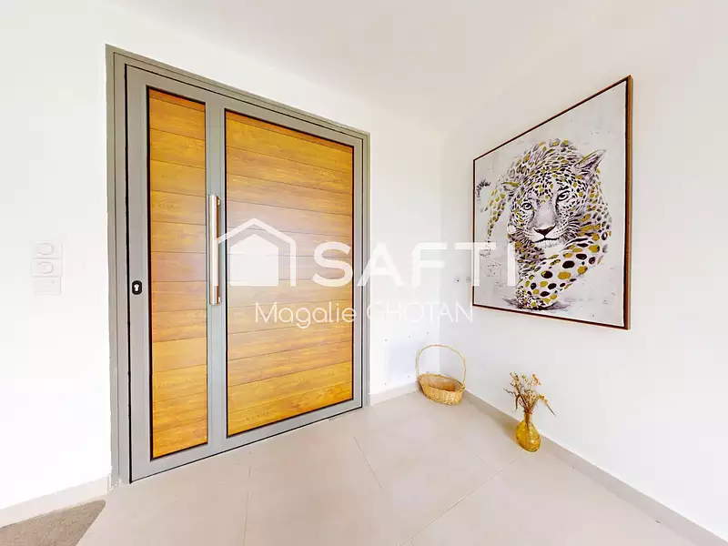 Maison, 176 m²
