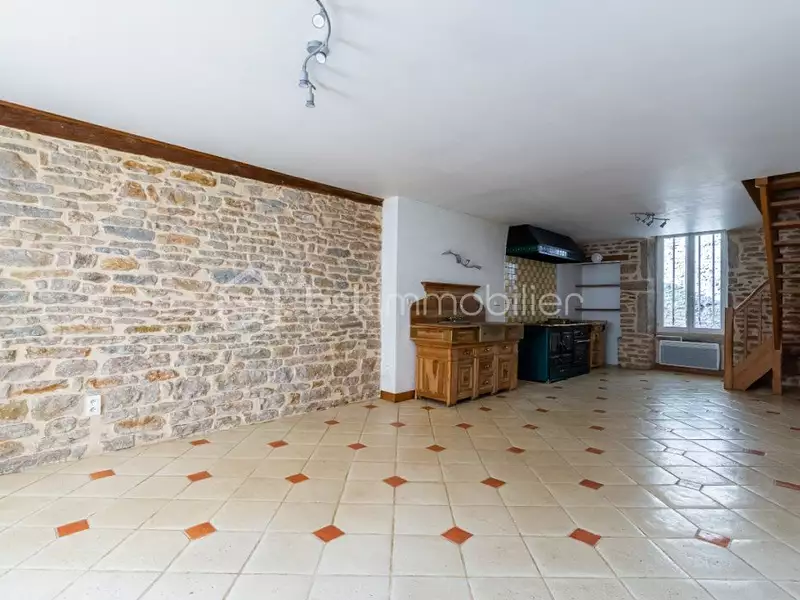 Immeuble, 240 m²