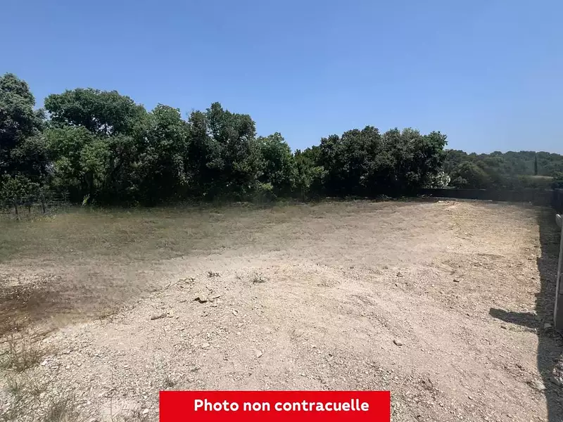 Terrain, 778 m²