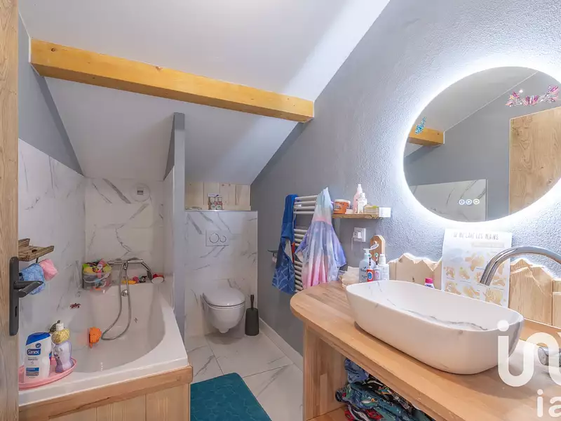 Maison, 223 m²
