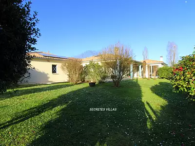 Maison, 350 m²