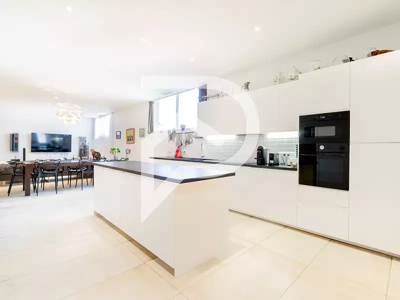 Appartement, 166 m²