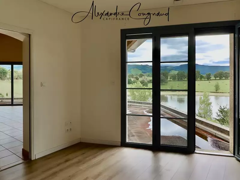 Maison, 145 m²