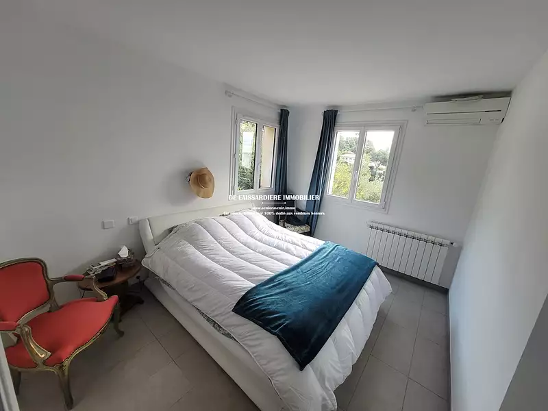 Maison, 163 m²
