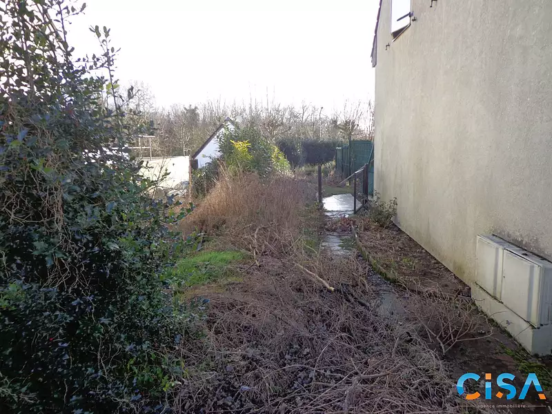 Terrain, 295 m²