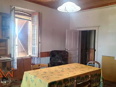 Maison, 225 m²