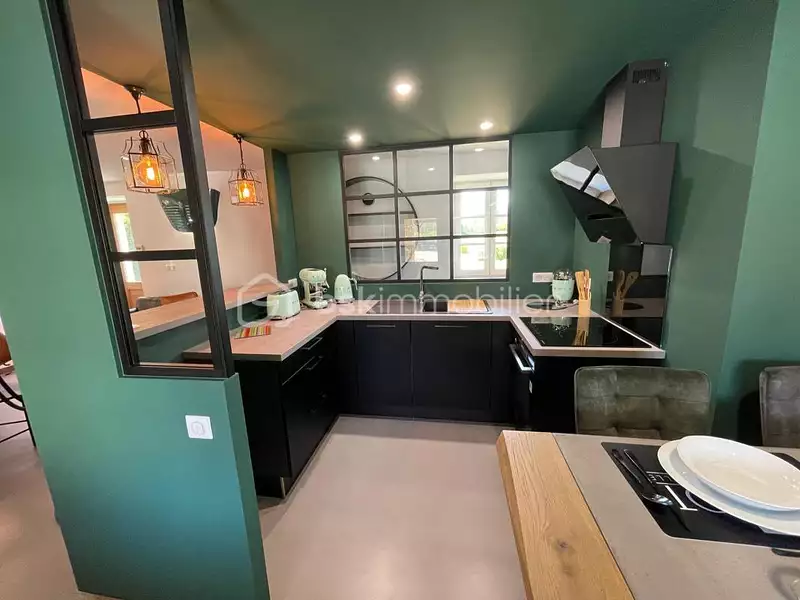 Maison, 361 m²