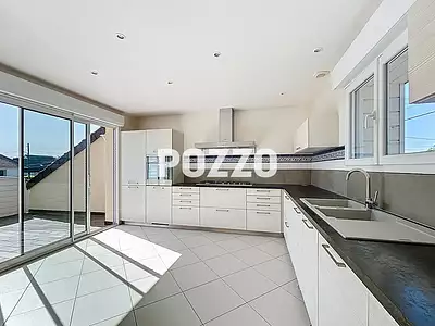 Maison, 174 m²